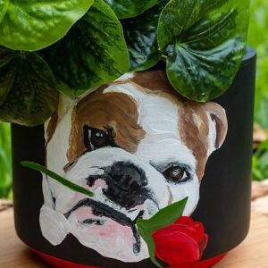Art House Bulldog Pot